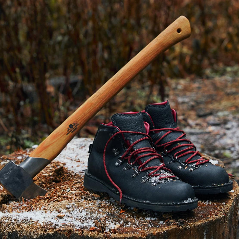 Men Hike | Danner Mountain Pass Arctic Night 200g