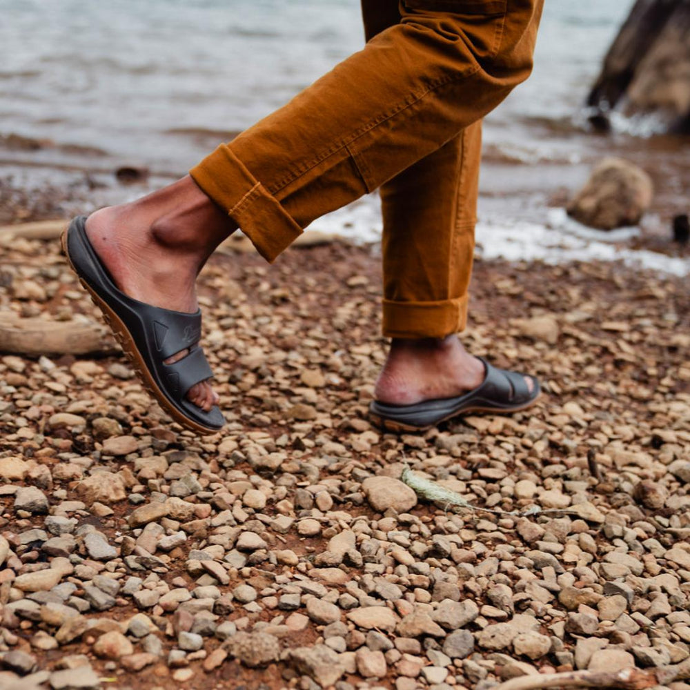 Men Hike | Danner Shelter Cove Black