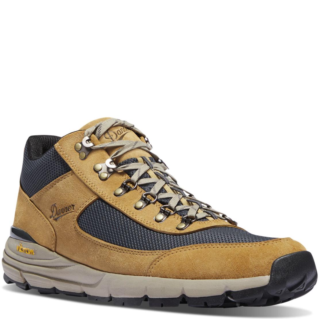 Men Hike | Danner South Rim 600 Sand