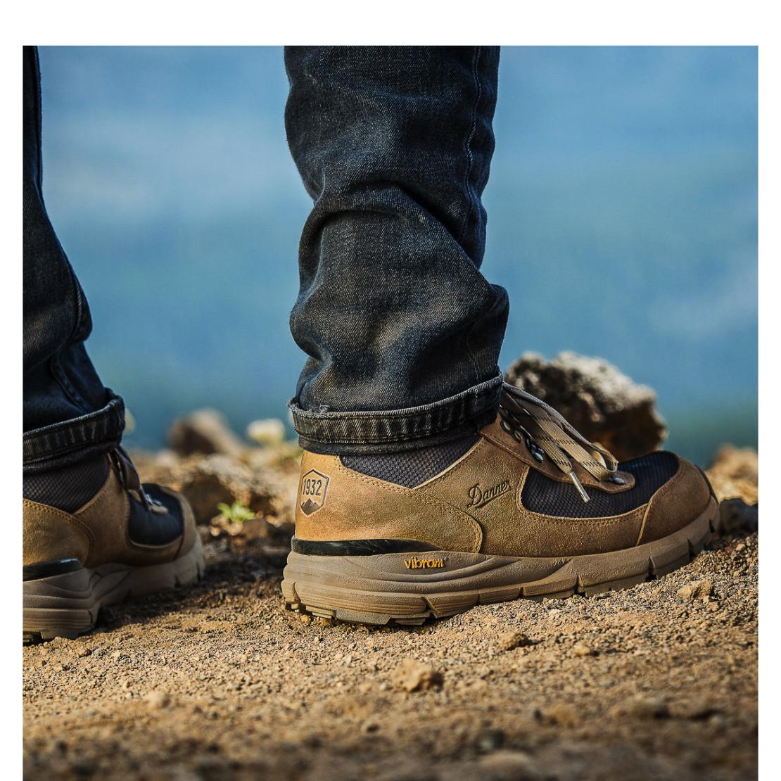 Men Hike | Danner South Rim 600 Sand