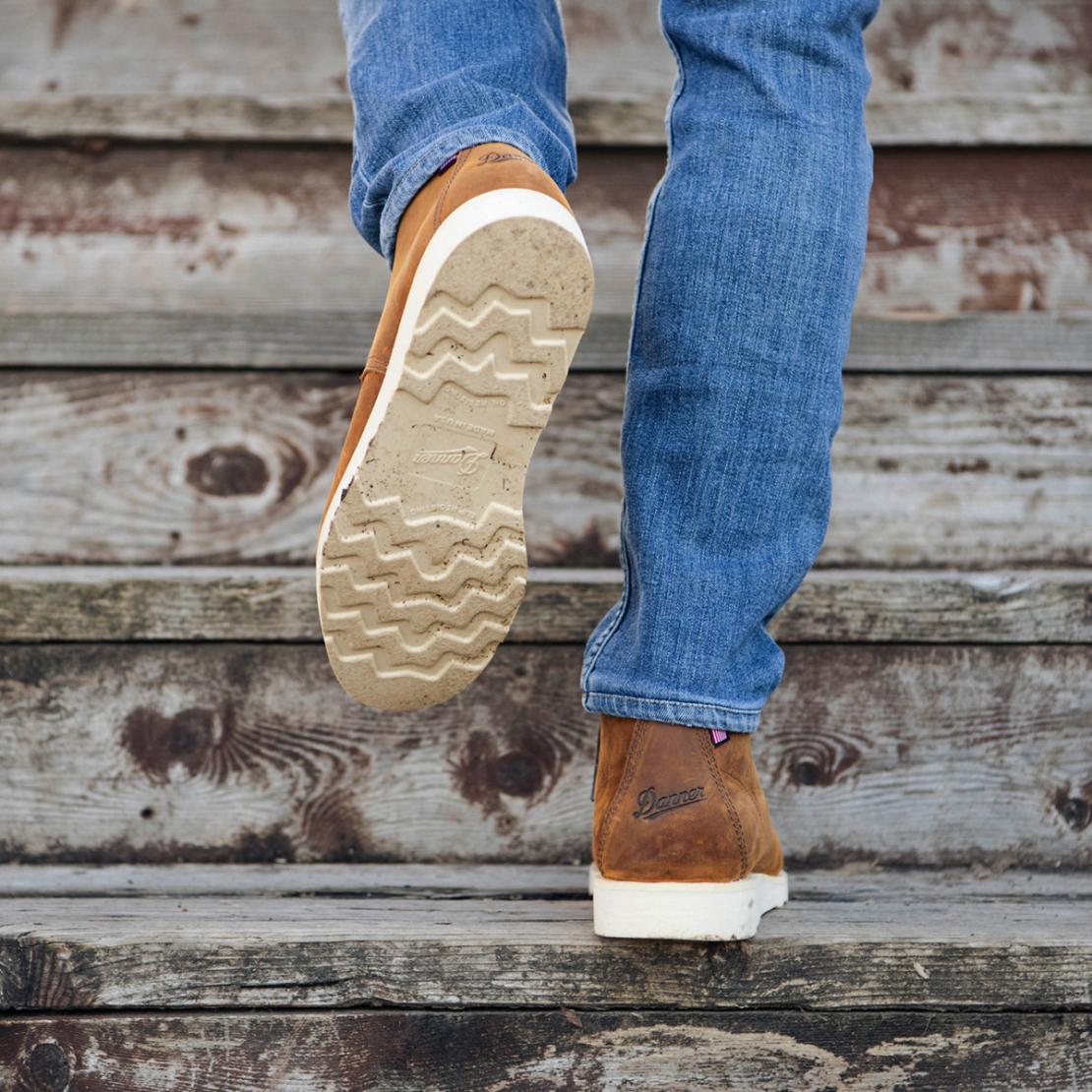 Men Lifestyle | Danner Pine Grove Chukka Roasted Pecan