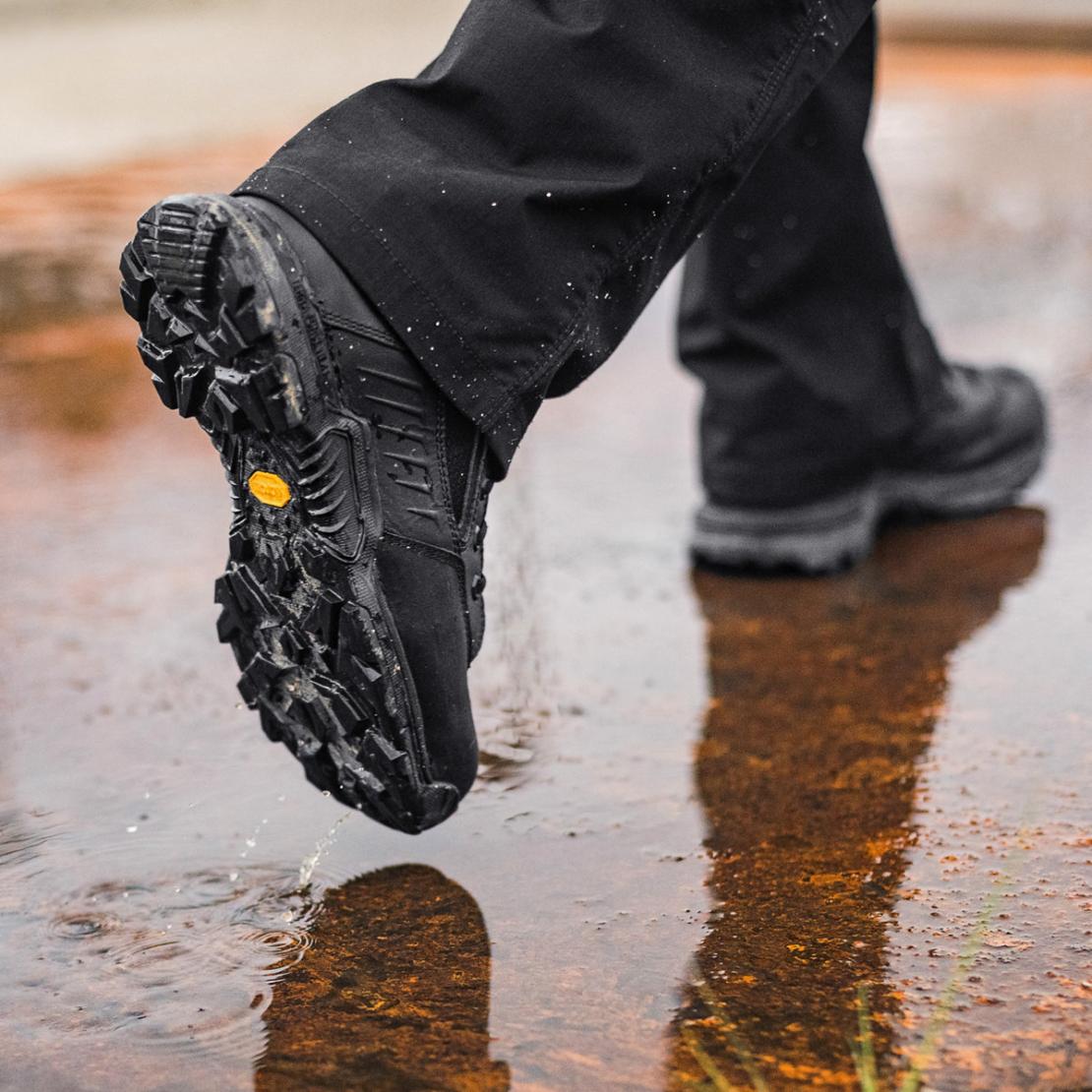 Men Tactical | Danner Striker Bolt Black