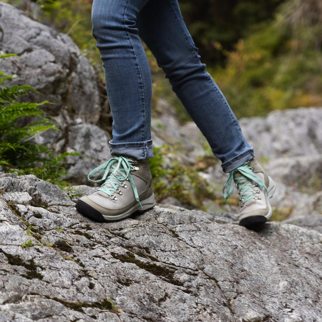 Women Hike | Danner Adrika Rock Ridge