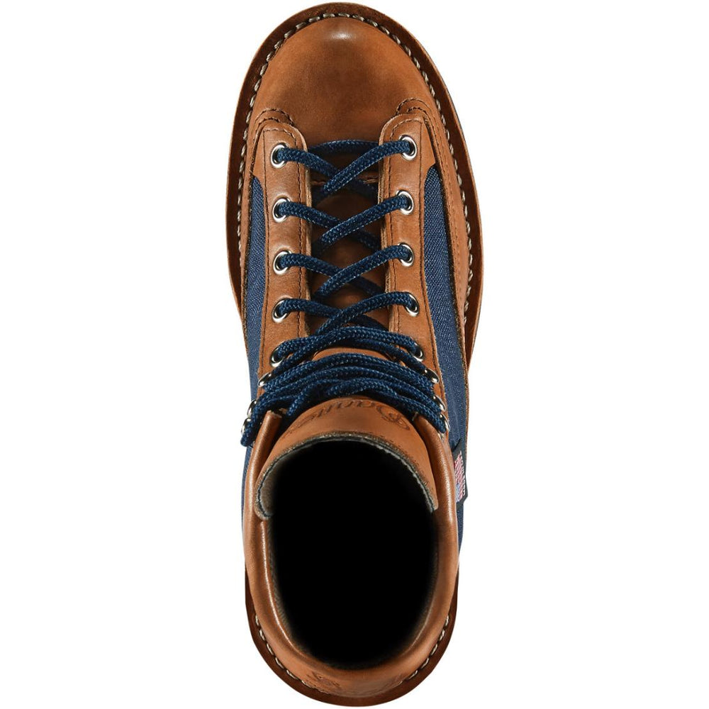 Women Hike | Danner Danner Light Cascade