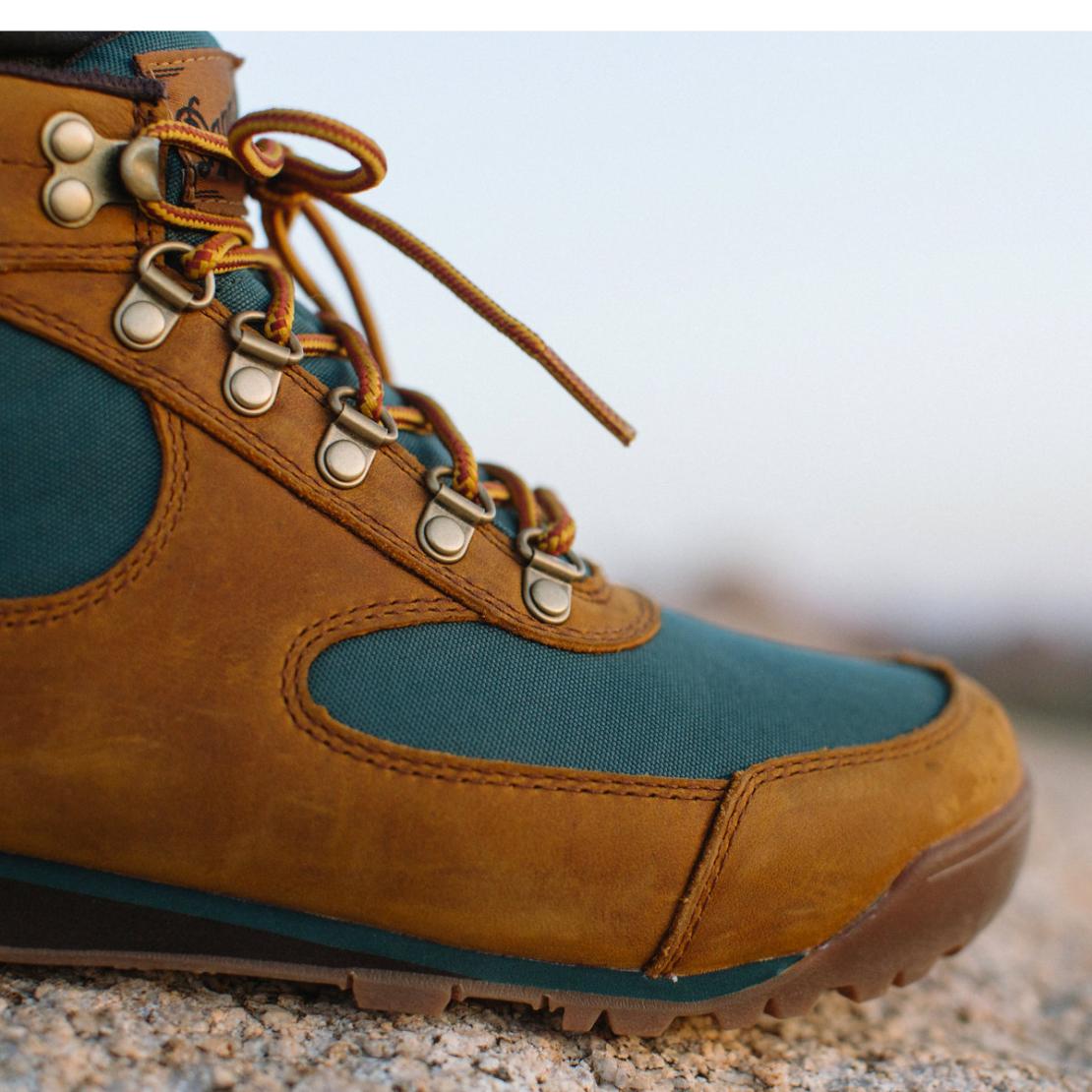 Women Hike | Danner Jag Distressed Brown/deep Teal