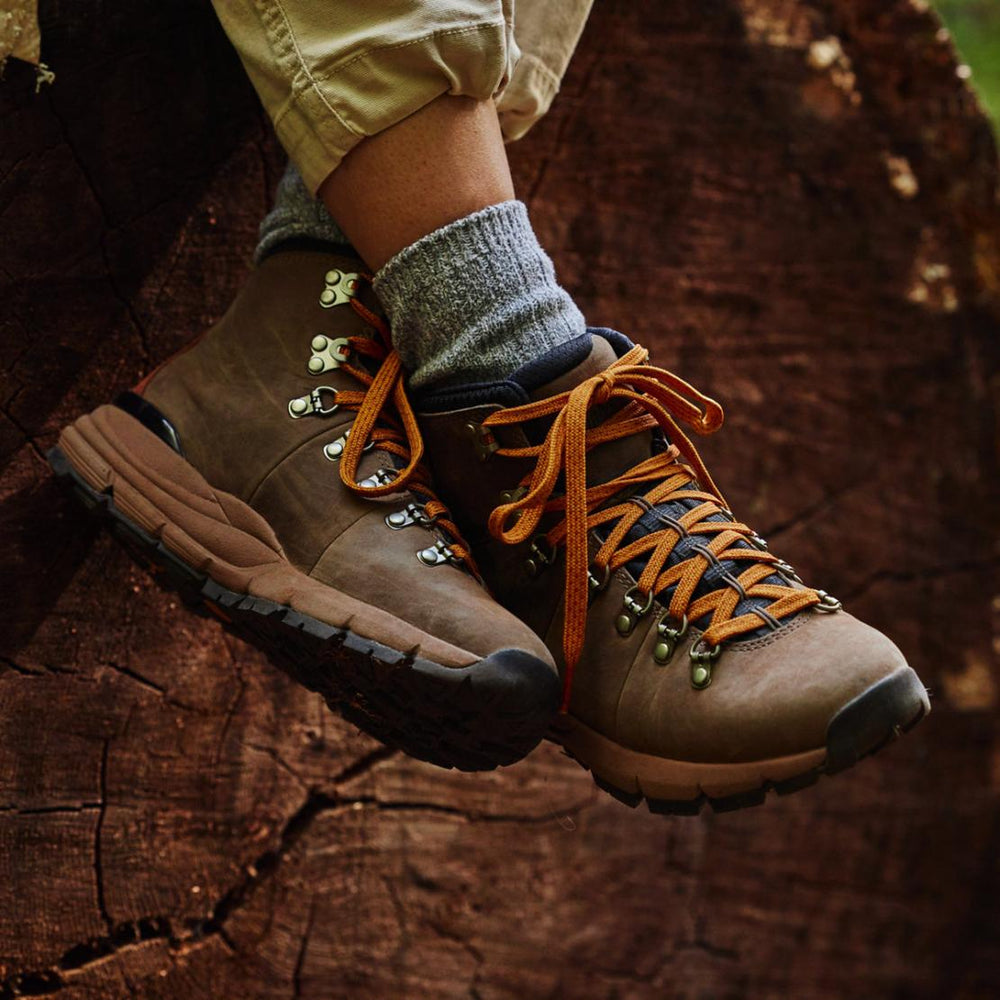 Women Hike | Danner Mountain 600 Chocolate Chip/golden Oak