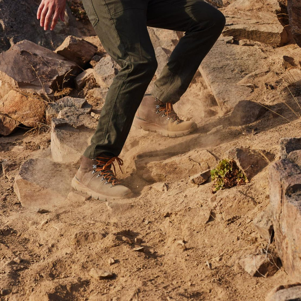 Women Hike | Danner Mountain 600 Chocolate Chip/golden Oak