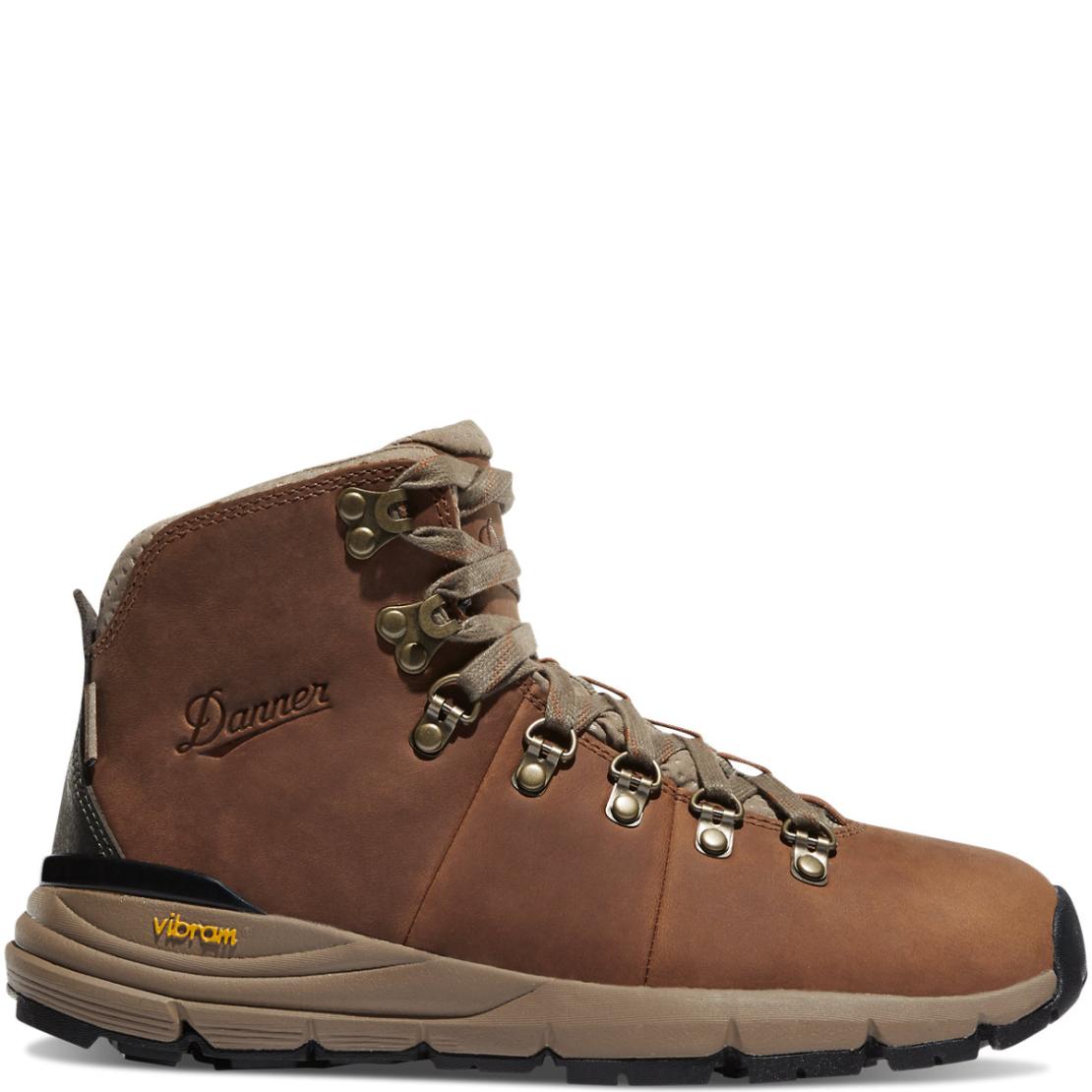 Women Hike | Danner Mountain 600 Rich Brown