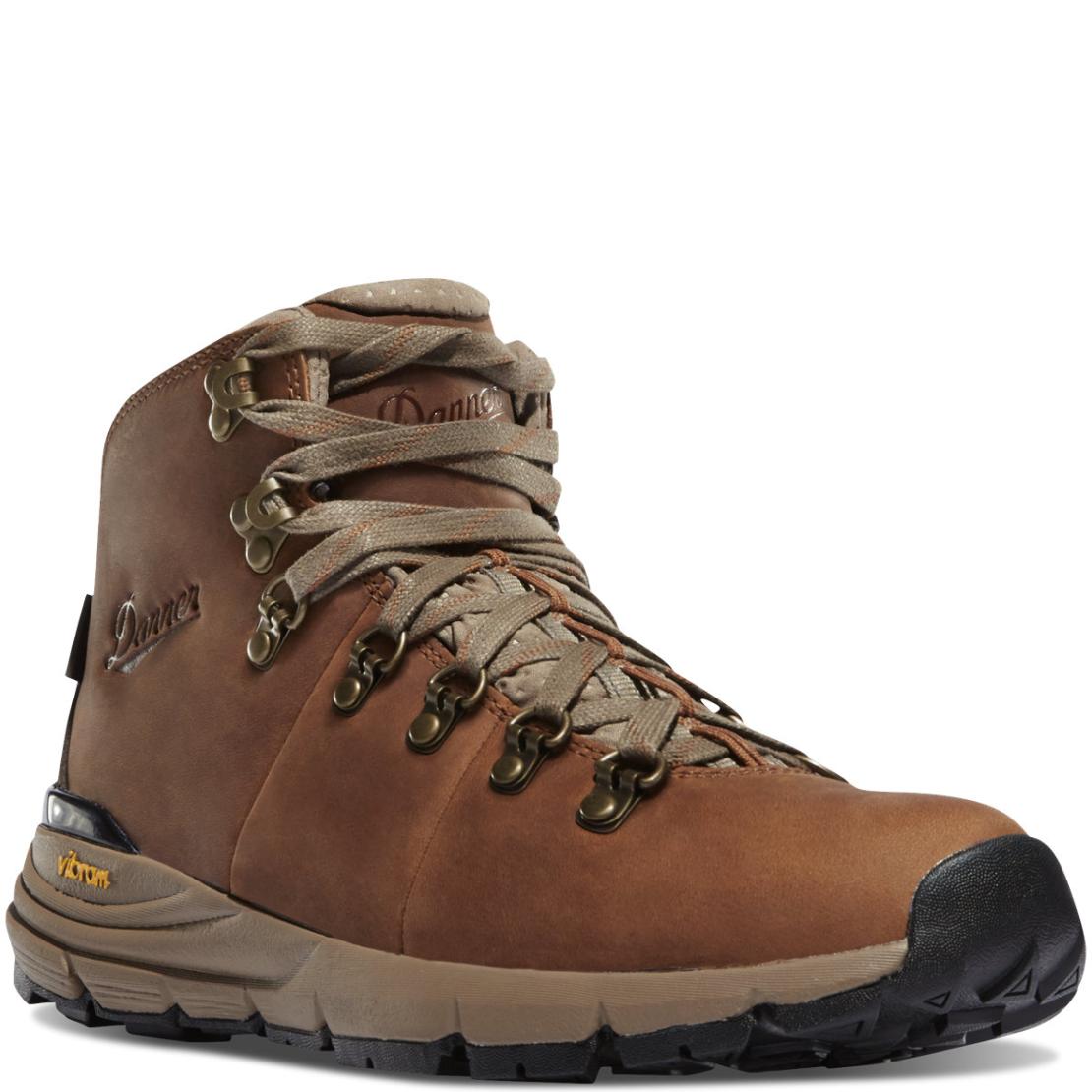 Women Hike | Danner Mountain 600 Rich Brown