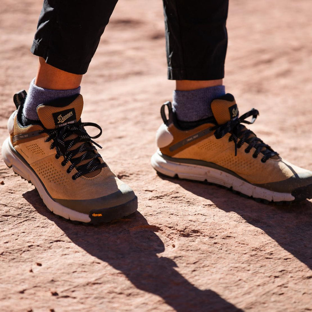 Women Hike | Danner Trail 2650 GTX Prairie Sand/gray
