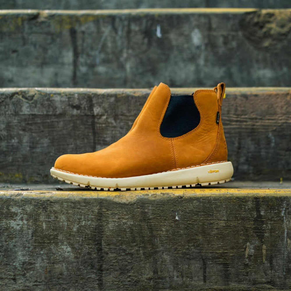 Women Lifestyle | Danner Tramline Chelsea 917 GTX Roasted Pecan